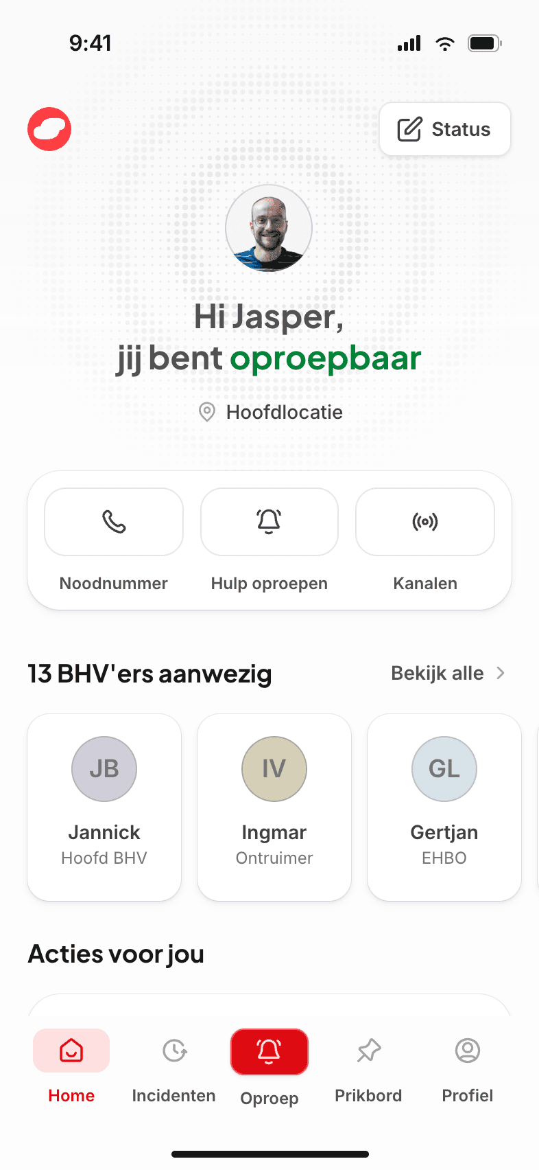 Het homescherm van de Safeguard-app: Hi Jasper, jij bent oproepbaar, met de knoppen noodnummer, hulp oproepen en kanalen en de aanwezige BHV'ers.