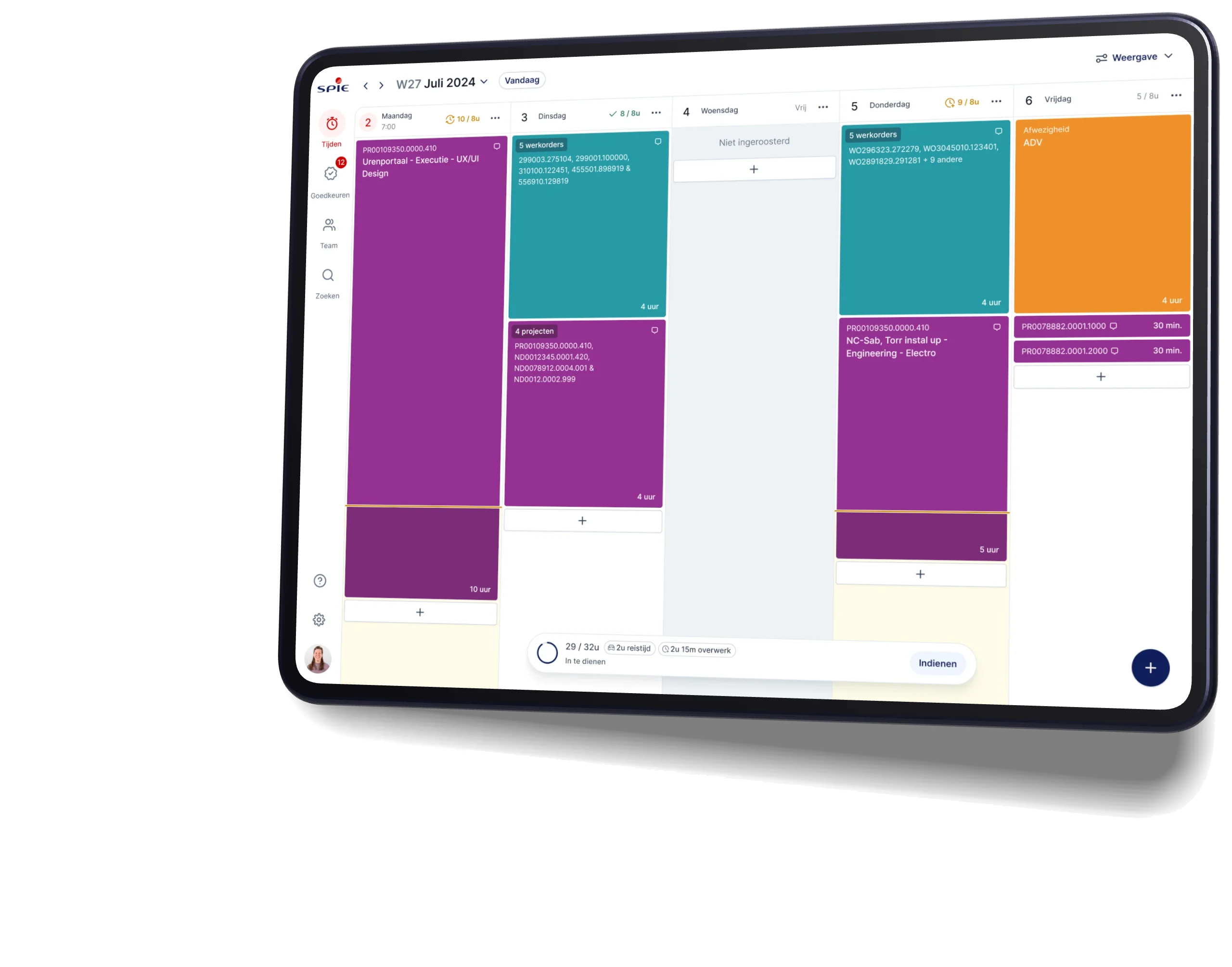 SPIE's time registration on a phone and a tablet: one day's hours on the phone, and a week of work orders, projects and leave on the tablet